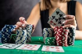 Kantor pusat agentbetting dengan tim dukungan multibahasa