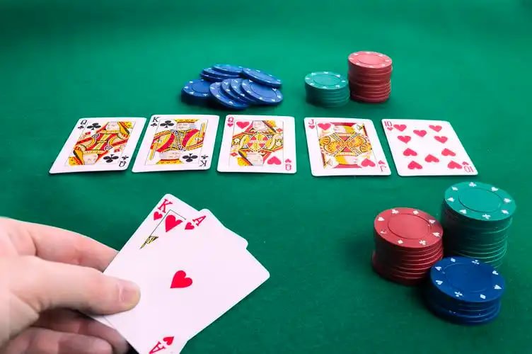 Riwayat taruhan sepak bola dengan detail odds dan hasil